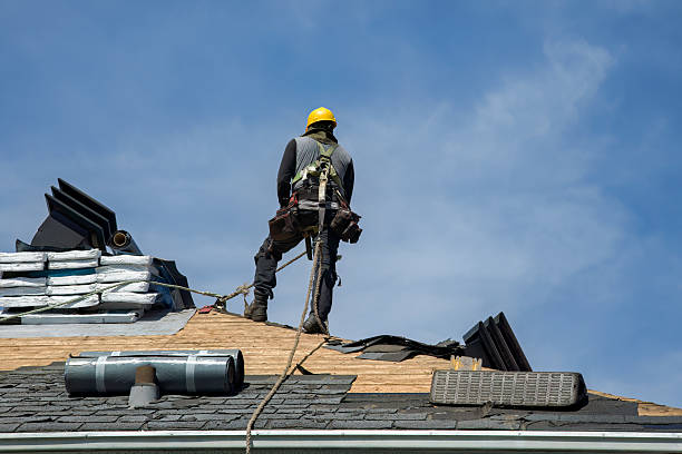 Professional Roof Replacement technician working in Spicer, MN